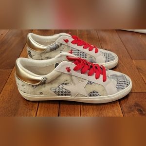 Steve Madden Philosophy Sneaker